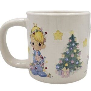 Precious Moments Large Christmas Mug 3D Raised Images 2007 20 Ounce